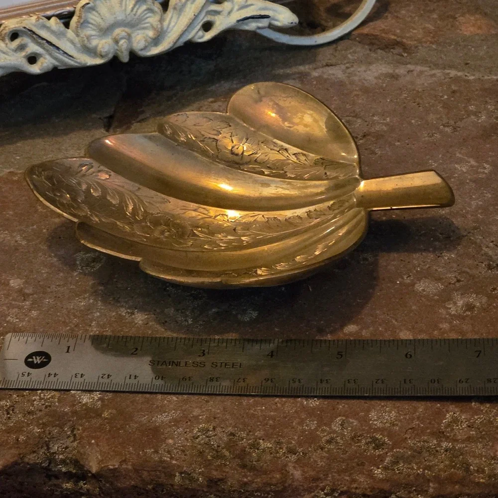 Vintage Brass Leaf Dish Etched Floral Scalloped Catchall Tray Hollywood Regency
